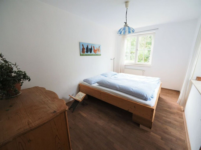 Room 4, Holiday Apartment Garden Paradise, Mayen-Koblenz