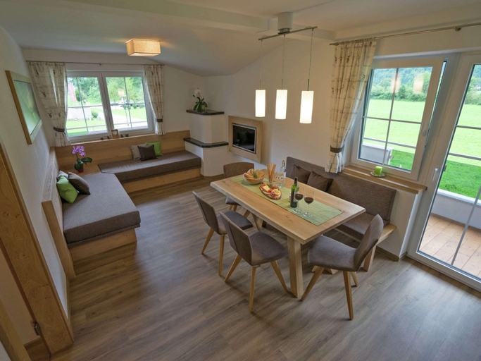 Others 4, Chalet in Mayrhofen Near Penkenbahn Ski Lift, Schwaz