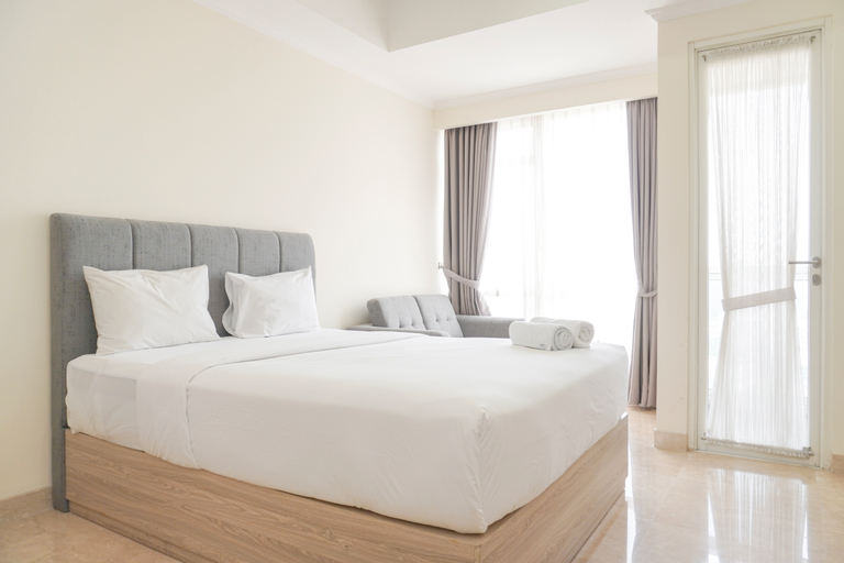 Comfortable and Homey Studio at Menteng Park Apartment By Travelio, Central Jakarta