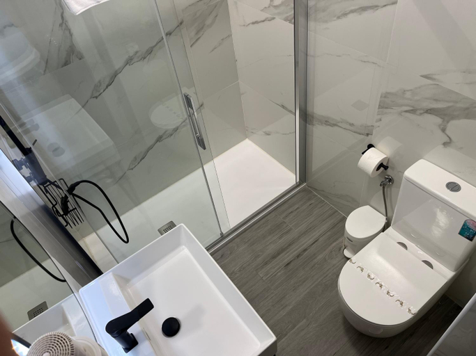 Bathroom 2, H. Pelayo Autocheck-In Suites con Jacuzzi, Cantabria