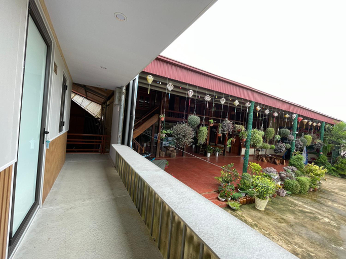 Others 2, Homestay Hoa ban, Mộc Châu