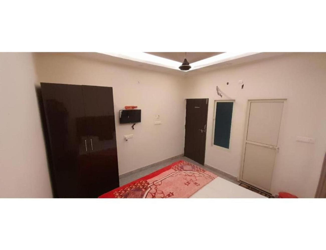 Others 5, SHREE JEE GUEST HOUSE, Varanasi, Varanasi