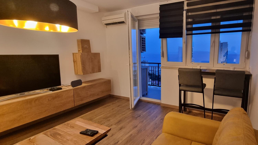 Others 5, QR Apartment for Family, Couples or Friends stay, Rijeka