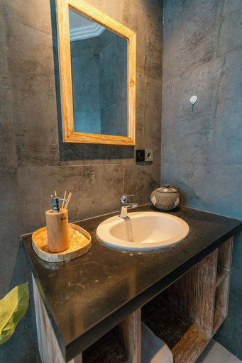Bathroom 4, Villa GMT Canggu, Badung