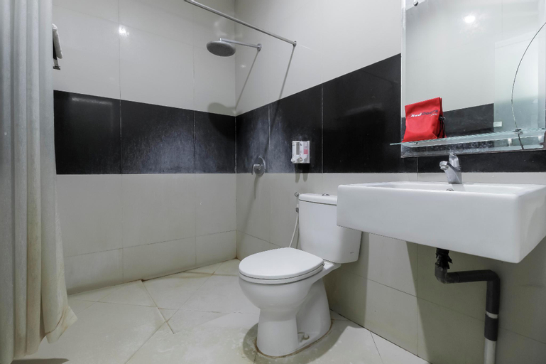Bathroom 6