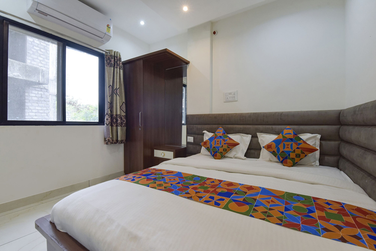 Bedroom 2, Fabhotel Grand Vista, Indore
