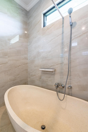 Bathroom 3, Samas Studio, Badung