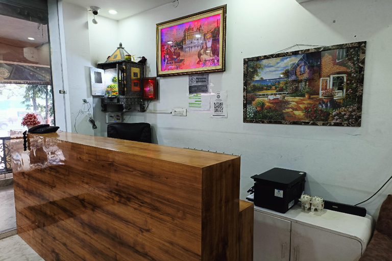 Public Area, Hotel Grand, Delhi