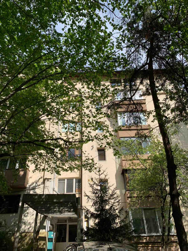 Others 3, Best Apartment City Hall, Suceava