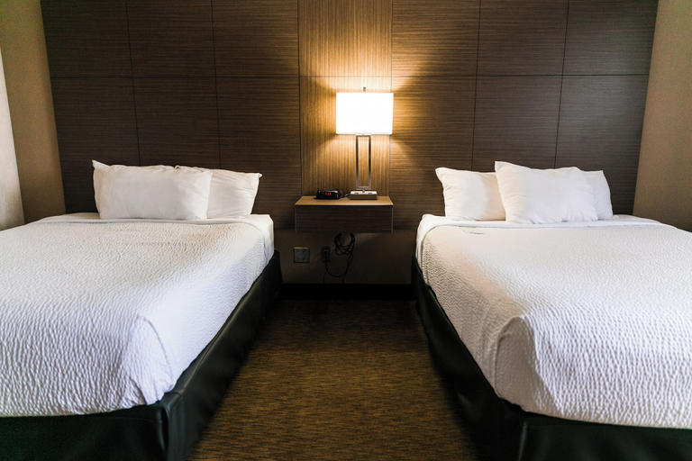 Bedroom 4, Superior Inn Hotel and Conference Centre Thunder Bay, Thunder Bay