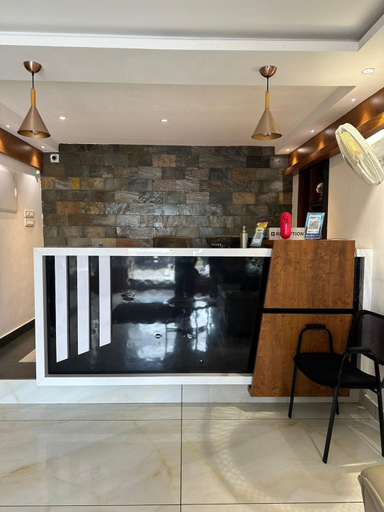 Others 3, Hotel Vrindavan, Wayanad