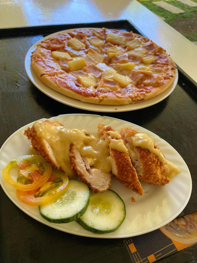 Food & Drinks 5, Vhora Resort, Cajidiocan