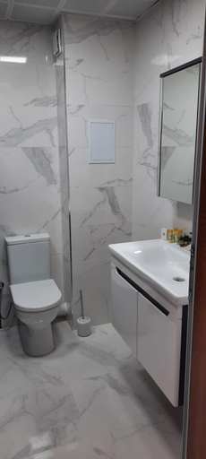 Bathroom 2, Zora, Blagoevgrad