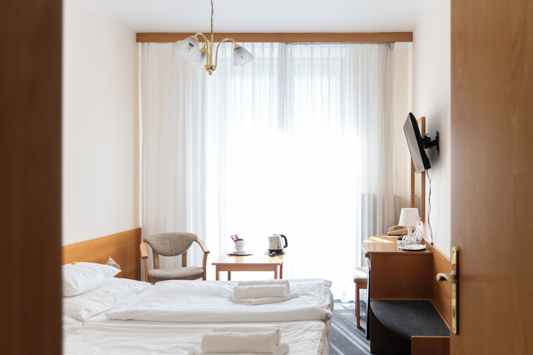 Bedroom 2, Hotel Poľana, Zvolen