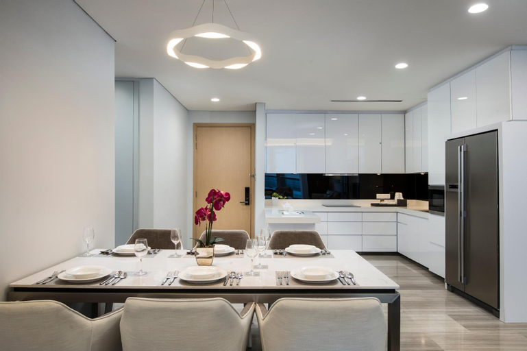 Dining Room 25
