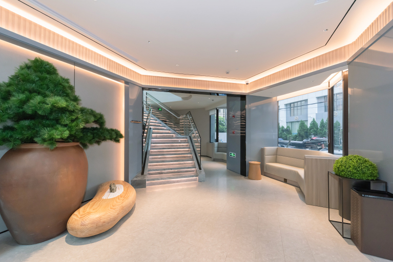 Public Area 2, Ji Hotel Shanghai People's Square Fujian Middle Rd, Shanghai