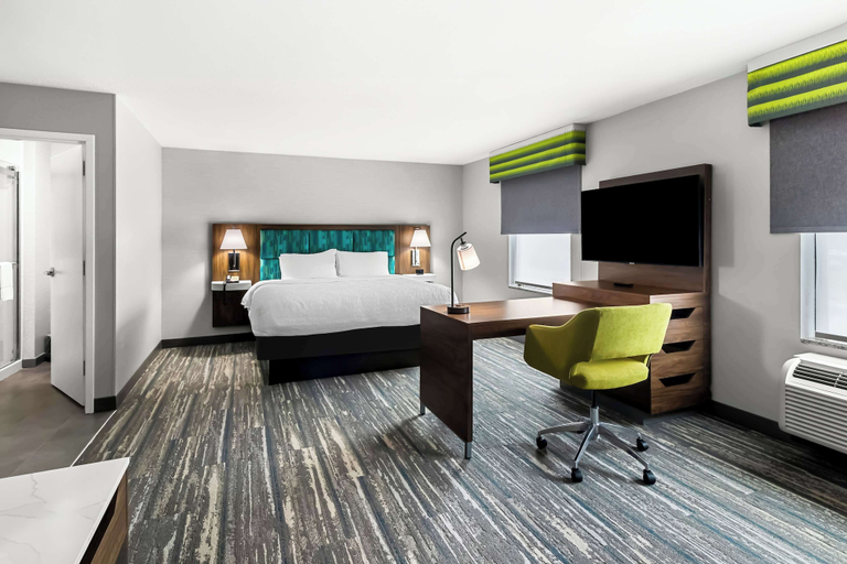 Bedroom 3, Hampton Inn by Hilton Dayton South, Montgomery
