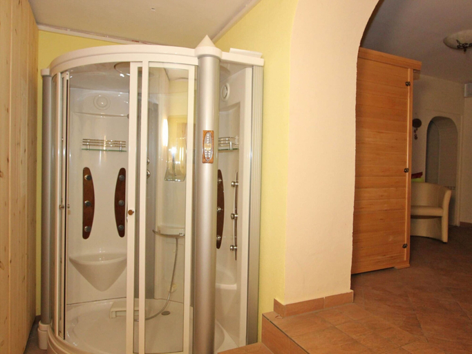 Others 3, Spacious Apartment in Langenfeld, Imst