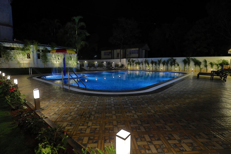 Others 4, Imperial Grande, Pune