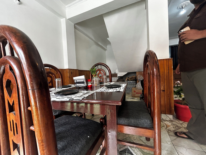 Others 4, Hotel HONEY N SPICE, Kangra