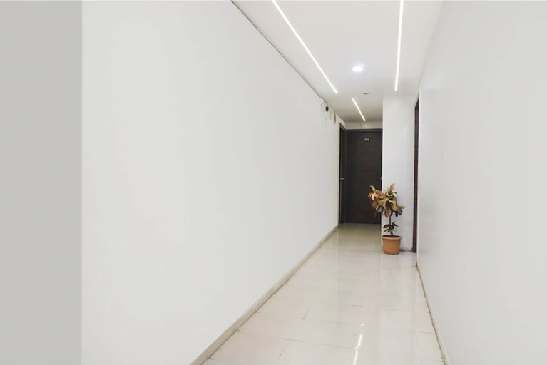 Others 5, Fabhotel Sadanand Executive, Pune