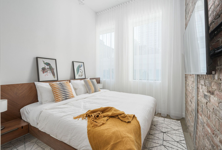Bedroom 2, Bakan - Sainte Catherine, Montréal
