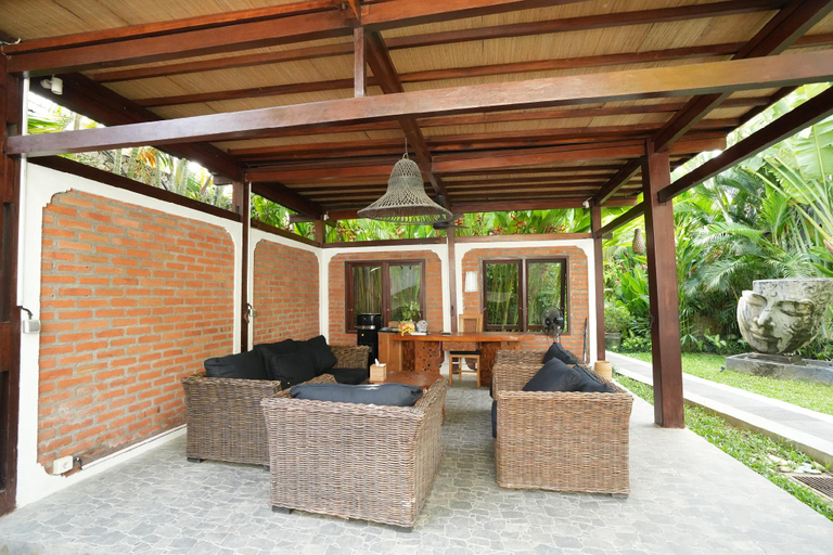 Public Area 2, The Gardens Seminyak, Badung