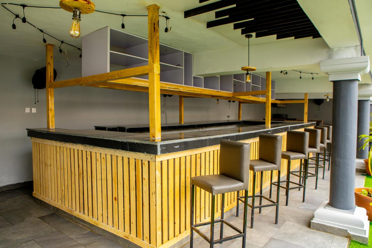 Food & Drinks, Wingate Exotic, Ilorin South