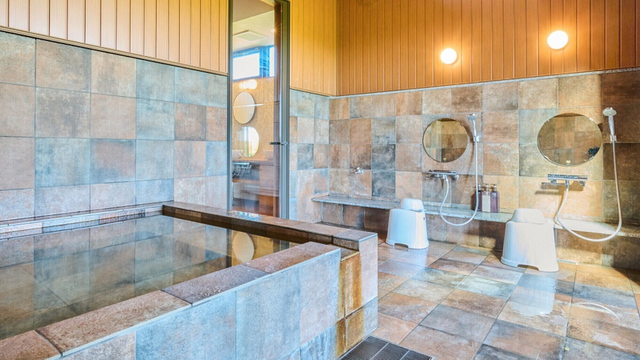Bathroom 4, El Patio Ranch, Aso