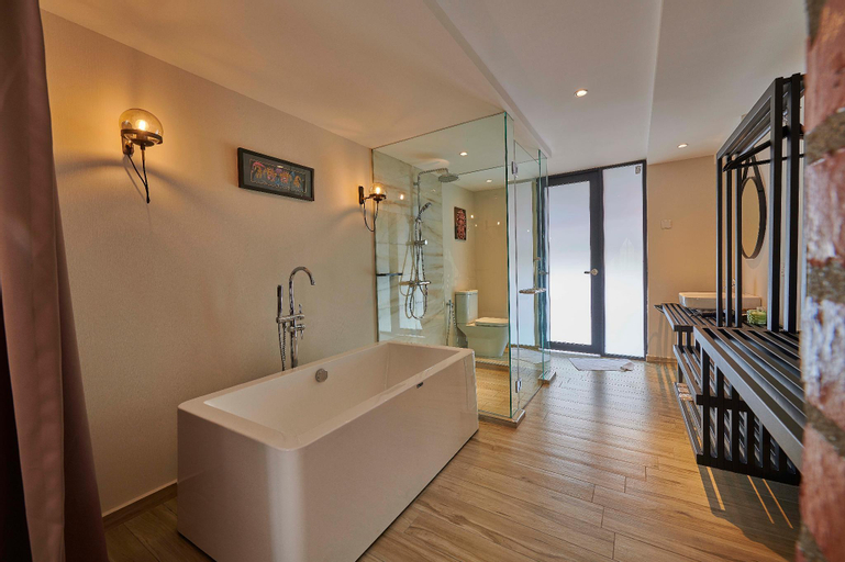 Bathroom 2