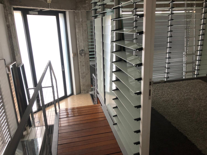 Others 5, WAREHOUSE! RARE!! NEW ARCHITECTURALLY DESIGNED MASTERPIECE!! BEST LOCAT! MASSIVE! PRIVATE ROOFTOP GA, Sydney