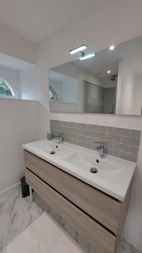 Bathroom 4, Les Jardins de Bathilde - Au sein du Chateau de Bothane, Morbihan