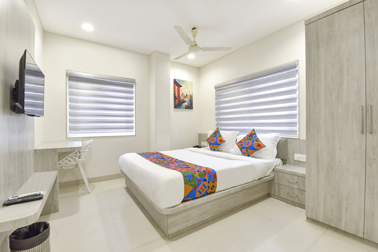 Bedroom 1, Fabhotel Rex, Indore