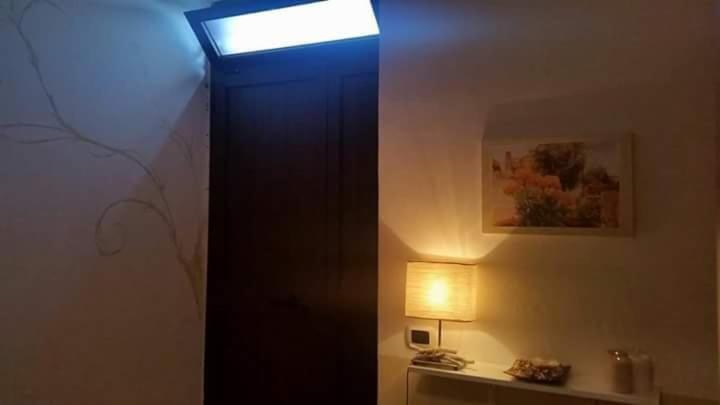 Others 4, B&B Antonella, Salerno