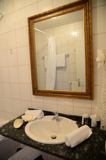 Bathroom 2, Hotel Klein - Seebodenerhof, Spittal an der Drau