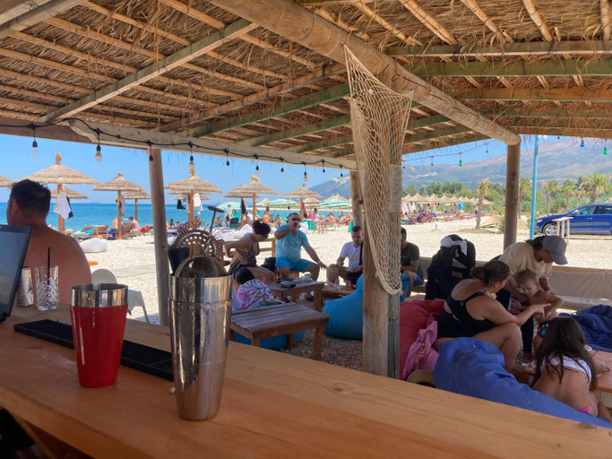Food & Drinks 5, Blue Paradise, Vlorës
