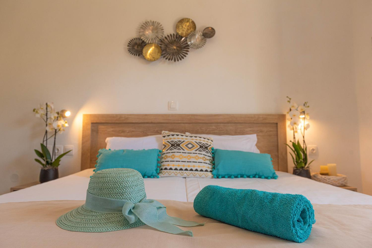 Bedroom 3, Yianetta Hotel & Suites, Ionian Islands