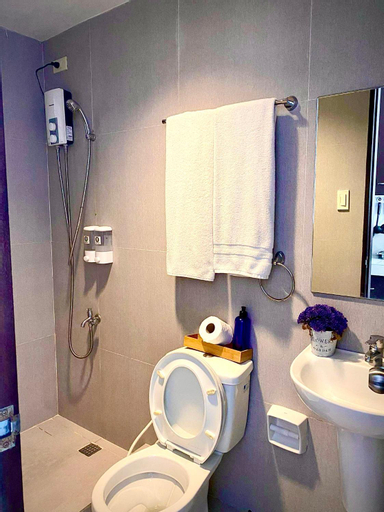 Bathroom 6