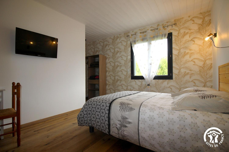 Bedroom 5, Bellevue, Gers