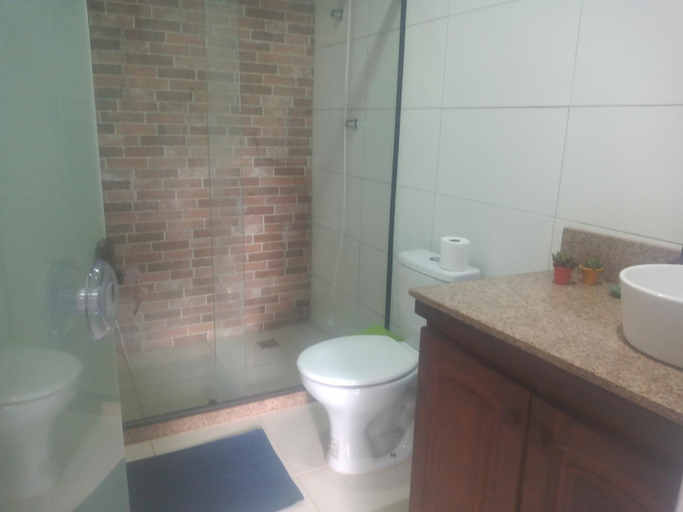 Bedroom 2, Bela suite em meio a natureza, Nova Friburgo