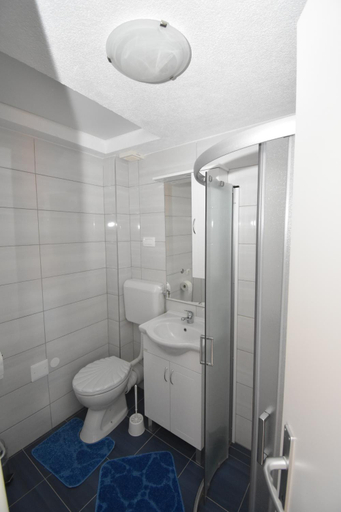 Others 2, Apartmani Mihaela, Šibenik