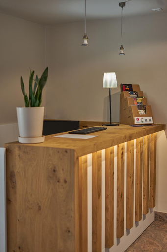 Public Area, HOTEL LA CABANA BERGA, Barcelona