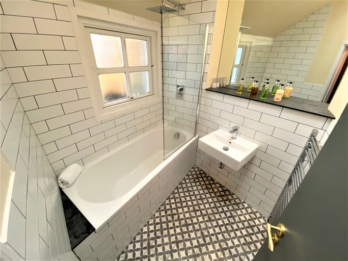 Bathroom 4, Claremont The Leeming, Leeds