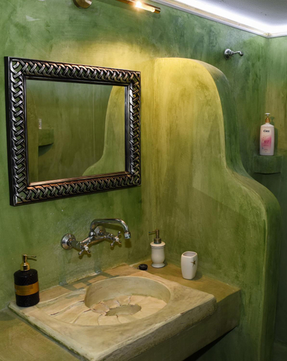 Bathroom 3, The Dragon of Rodos, South Aegean
