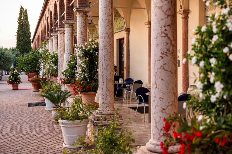 Exterior & Views 2, Locanda al Santuario, Verona