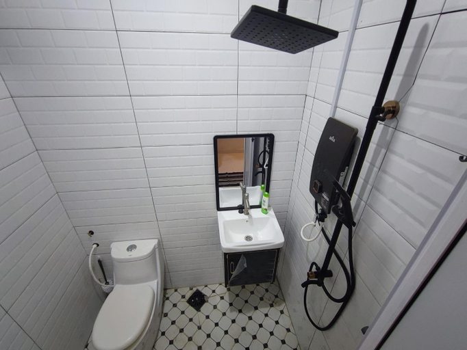 Bathroom 3, Hermoso Homestay Kota Bharu, Kota Bharu