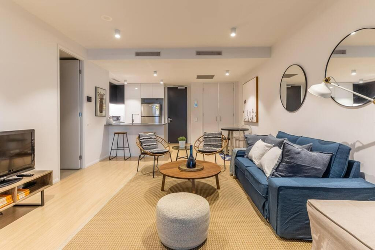 2, West End Executive Suite, on the Brisbane River., Brisbane