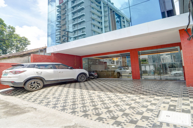 Exterior & Views 2, Fabhotel Q One Plaza, Ernakulam