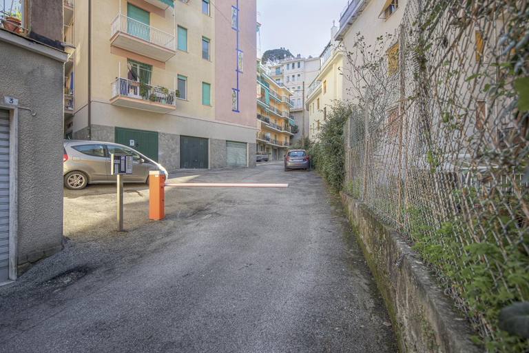 Casa Pioppi, Genova
