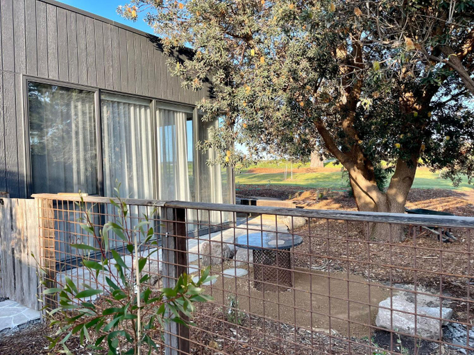 Others 4, Tanderrum Guest Suite, Greater Geelong - Pt B